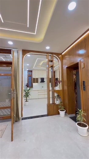 2.9K views · 1.6K reactions | किचन का इंटियर luxury है ‍ #kitchendecor #kitchen #home #viral #tranding #homemade #homedesign #homeliving #homedetails #real #homeselling #viralrëëls | Sk builders jaipur | Facebook