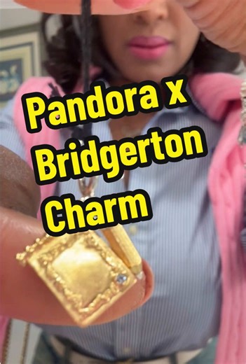 Unboxing the @Pandora x @Bridgerton Dance Card & Pencil Dangle Charm ✨💖 #pandora #bridgerton #pandoracharms #pandoraxbridgerton #pandorajewelry