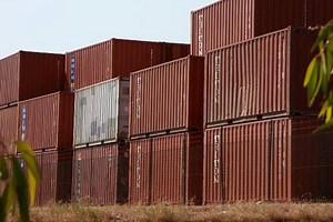 75,000 shipping containers unclaimed at Manila ports | Coconuts