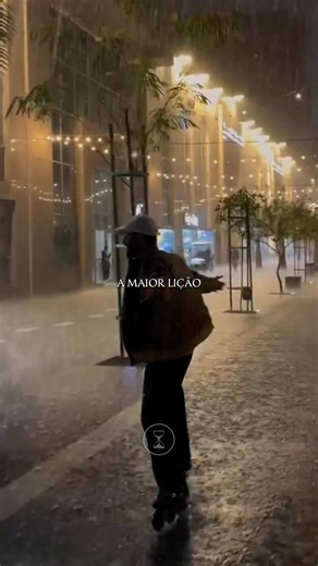 Começou | Motivação | Negócios on Instagram: "A maior coisa que aprendi este ano foi não forçar nada. @comecou é um projeto que visa inspirar e melhorar a vida das pessoas. ⌛ Junte-se a nós nessa jornada ⌛ @comecou . . . #reflexão #sabedoria #motivacional #motivação #comecou"