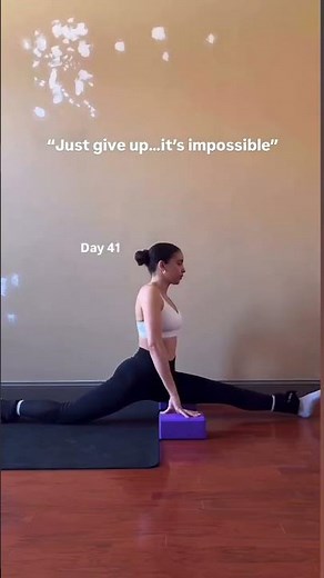 HOW TO ACTUALLY GET THE SPLITS AS AN ADULT (IF YOU’RE NOT FLEXIBLE) 😬⬇️ Step 1: Stop believing the