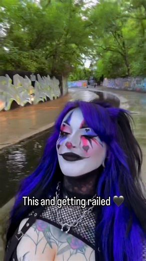 Bluecollargoth🖤 on Instagram: "🤭 . . #goth #gothgirl #explore #clown #clowncore #relatable"