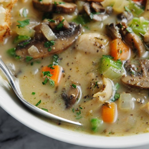 101K views · 817 reactions | Creamy Chicken and Mushroom Soup - Velvety creamy mushroom soup! So cozy, comforting, hearty. A 30 min recipe, truly weeknight-dinner worthy! RECIPE: https://damndelicious.net/2015/01/10/creamy-chicken-mushroom-soup/ | Damn Delicious | Facebook
