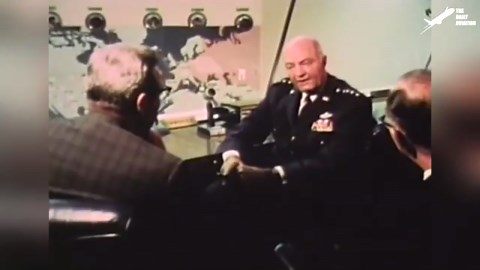 This US Plane is so Big it Needs 28 Wheels to Land: The C-5 Galaxy History