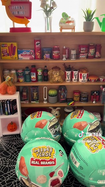 Miniverse Real Brands Pinhole Hack Guide