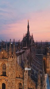 One of the nicest time of year to visit Italy is during the December holidays. Most cities and towns take great care in decorating their community in a festive way. Here you see the annual Christmas tree in front Milan's Duomo, as an example. 🎄🎄🎄🎄🎄🎄🎄🎄🎄🎄🎄🎄🎄🎄 #milano #milan #natale2025 #iloveitaly | Destination Italy