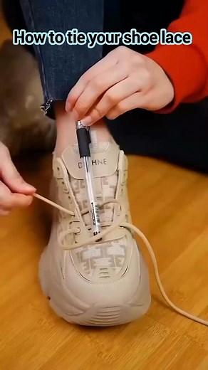 How to tie your shoe lace 💡 #shoemaking #leathercraft #handmadeshoes #shoemakerlife #satisfyingvideo #asmrvideo #oddlysatisfying #trendingnow #fblifestyle #canadareels #ukreels | Shoe Prof