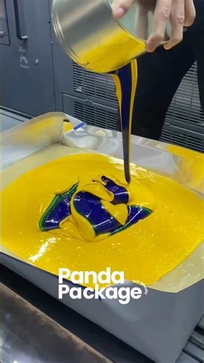 Spot color = packaging “custom couture.” 🎨