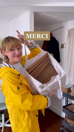 Partage de Dessins Colorés et Cosy | Aventure avec Laura Travel Book