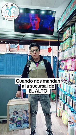 Visitando EL ALTO 🥳🥳 #estuchedecelular #ventaspormayor #elaltobolivia🇧🇴🥰 #tu_tienda_de_confianza #fyp #humor