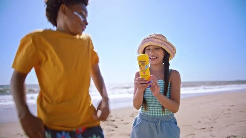 Banana Boat Kids Max Protect & Play Sunscreen SPF 100, Kids Sunscreen Lotion, Sunblock, 4 fl oz