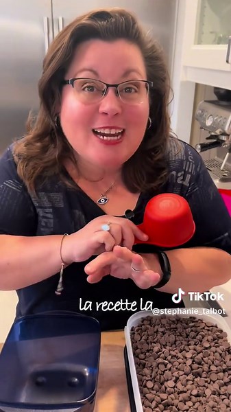 C’était une recette classique du temps des présentations à domicile je l’ai choisi comme 20e recettes du calendrier de l’Avent.