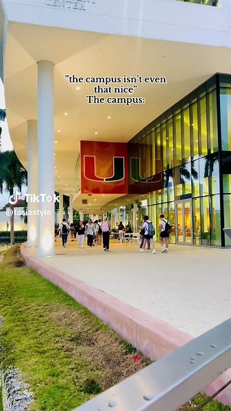 Exploring the University of Miami Campus Experience