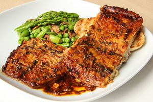 Jak a do čeho naložit kapra před pečením? Marinády příjemně ochutí maso