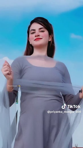 Trend in suit ... ✨💙 #foryou #fyp #viral_video_tiktok