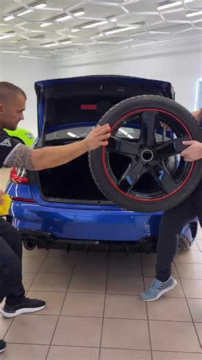 PolonezGarage on Instagram: "Protect Your Trunk Edge | Simple Paint Protection Film Mod Tired of scratching your rear bumper when loading the trunk? This quick and simple DIY tutorial shows how to protect your BMW 3 Series with transparent Paint Protection Film (PPF). It’s invisible, durable, and prevents everyday damage from luggage and bags — perfect for any daily driver. 📋 Step-by-step process: 📏 Measure and cut the piece of transparent PPF slightly larger than the protection zone 🧼 Clean