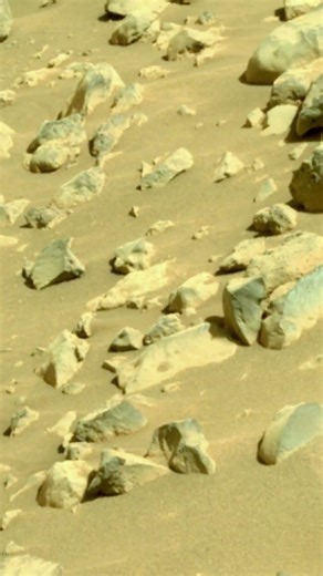 Sol 1,675: Nobody watched Perseverance turn RIGHT here. Right Navcam did. 👀🚀