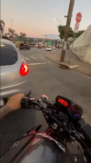 Xj6 😂🔥🤘🏻#xj6 #dograu #brasil #bikelover #bikelife #bike #yamaha #s1000rr #mt09 #chapa #bikergirl