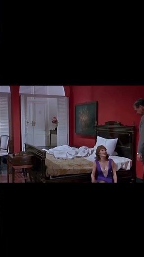 It Started in Naples / Clark Gable & Sophia Loren / Playful Bedroom Scene / 1960