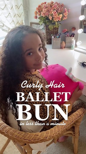 Curly Hair Bun Tutorial in Less Than a Minute