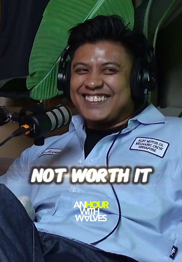 So… who believes in “darah manis”? Either way! It was awesome having Afiq and Mira, founders of @thebubblygem & @alby.clothing , come by the studio to share their journey! Everyone sees the “success”, but yet again, no one sees the sleepless nights and sacrifice most owners go through! Thank you for coming by! Meanwhile.. check out Alby’s new set of 💯💯💯clothings!