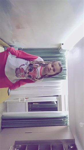 Відео користувача Катя🌸💮🌺💮🌷 (@..78190) з композицією «Explee - Millie💘»