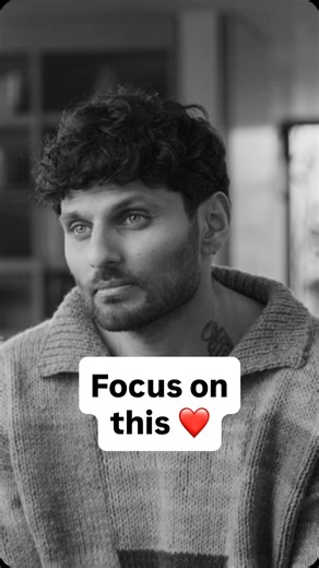 Jay Shetty | Leave a “YES” below if you understand this👇 Focus on yourself, and don’t worry about the rest ❤️ | Instagram