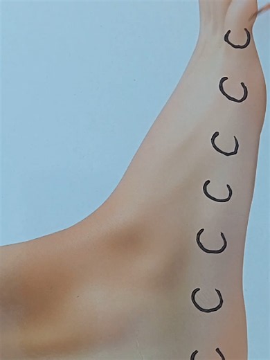 Beautiful C Letter Mehndi Arts for Girls — Simple Designs