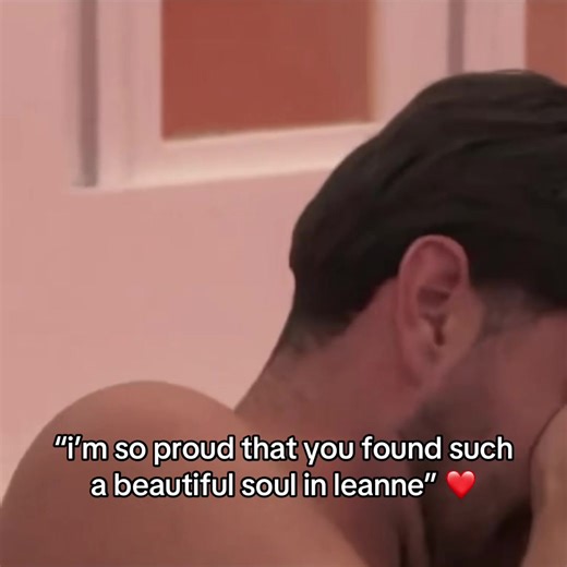Heartwarming Moments: Scott and Leanne's Connection