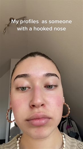 You know I love you. XOXO, Gossip Girl | Hooked Nose