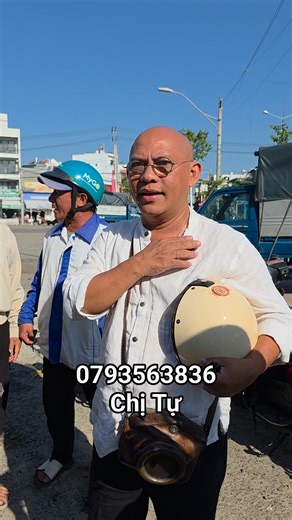 NHA TRANG Có những sự dễ thương đến mức không thể từ chối. Cảm ơn cô Tự. Tối nay có m.ồi ngon rồi. #palletbeernhatrang #haiculaohotpit | Color Man