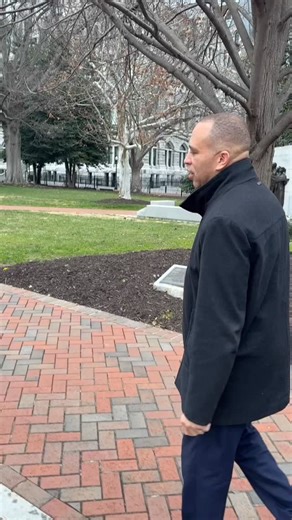 Dogwood caught up with U.S. House Minority Leader Hakeem Jeffries in Richmond for Gov. Spanberger’s inauguration. | Dogwood