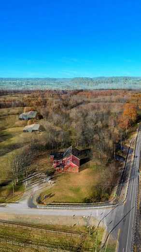 MY VIDEO: A MIDDLE TENNESSEE ADVENTURE — Exploring Williamson County isn’t just about the Franklin battlefield. On Sunday, I stumbled onto an old red-brick church, off-the-beaten path historical markers, a quiet Natchez Trace cemetery — and some epic fall color. | John Banks' Civil War blog