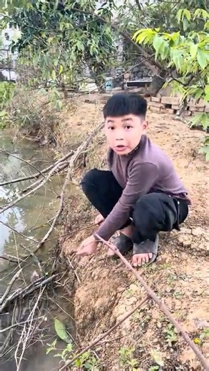 Why Is Someone Washing a Lollipop?! 😂🍭 | The Strangest Thing You’ll See Today #CandyFun