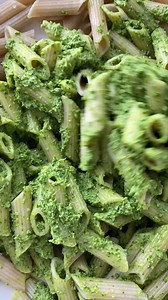 37K views · 91 reactions | EASY VEGAN KALE PESTO PASTA (oil-free, dairy-free)  Recipe ➡️ : https://healthygirlkitchen.com/recipes/easy-vegan-kale-pesto-oil-free/ Is it just me or is pesto one of the best creations on earth?! If you’ve been looking for a healthier, vegan, dairy-free, oil-free pesto, you must try this new easy vegan kale pesto recipe. Takes less than 5-minutes. I used gluten-free brown rice penne. Yum! | HealthyGirl Kitchen | Facebook
