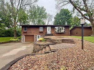 715 W Crest Ln, Ellsworth, WI 54011 - MLS 6710465 - Coldwell Banker