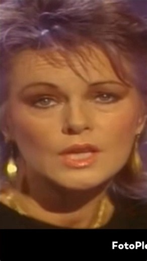 One of Anni-Frid Lyngstad's most beautiful lead vocals with ABBA