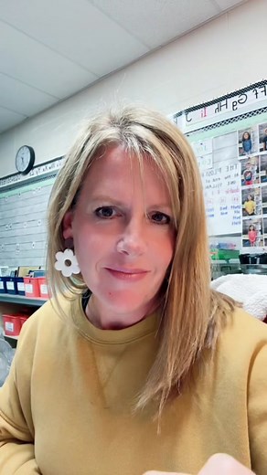 Making your own QR codes is SO SIMPLE! You will wonder why you’ve never tried it! And its a free qr code generator! ##qrcodesfree #qrcodesintheclassroom #howtomakeqrcode #teachertricks #businesstricks #technologyfordummies