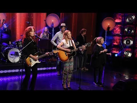Sheryl Crow, Bonnie Raitt, and Mavis Staples Take the Stage