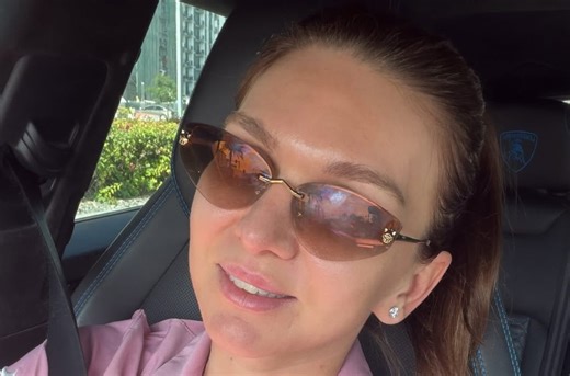 Simona Halep, apariție într-un Lamborghini la Dubai după întâlnirea cu fiul miliardarului din Topul Forbes