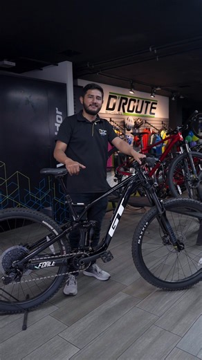Si una hardtail ya te quedó corta… 🚫 👉 La solución es la GT Force 🔥 Diseñada para riders que buscan más control, comodidad y potencia en cada bajada y subida. Cuenta con: 🔸 Un cuadro robusto y ágil. 🔸 Suspensión doble para dominar cualquier terreno. 🔸 Componentes de alto rendimiento para mayor precisión. 🔸 Frenos potentes para un control total en descensos técnicos. 📍Visita nuestras tiendas ubicadas en: ✅ Zona 12 ✅ Zona 4 ✅ C.C. Peri Roosevelt ✅ Xela 📱 Para más información escríbenos a 
