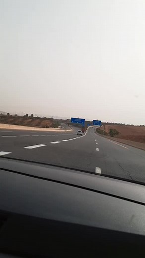 Exploring a Multi-Lane Highway Drive