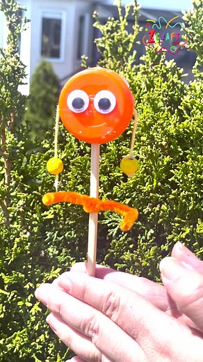 Cute and Easy DIY Castanets: Bottle Cap Click Clack Tutorial #castanets #BottleCapCrafts #ClickClack #Tutorial #CraftProject #MusicalInstruments #Creative #KidsCrafts #AdultCrafts #Entertainment #DIYInspiration #Handmade #CraftingCommunity #Upcycling #RecycledCrafts #EasyDIY #CreativeIdeas #FunWithMusic #DIYFun #CraftyCreativity #MusicalAdventures #diyinstrument #clickclack #CraftyKids #CraftingInspiration #CraftyIdeas #MusicCrafts #CreativeExpressions #DIY #zcrafttube #thecrafttube Learn how to