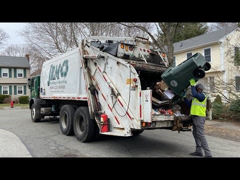 JRM Mack MR Leach 2rIII Garbage Truck Moving Through Recycle