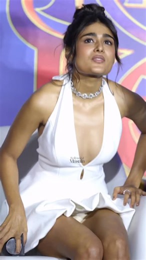 Bollywood Masala on Instagram: "#shalinipandey in beautiful look #fashion"