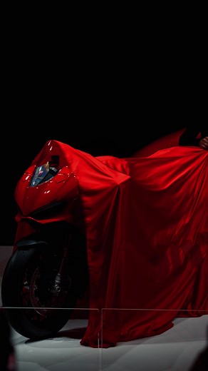 New Panigale V2 2025 Unveiling | Ducati Motorcycle Revealed