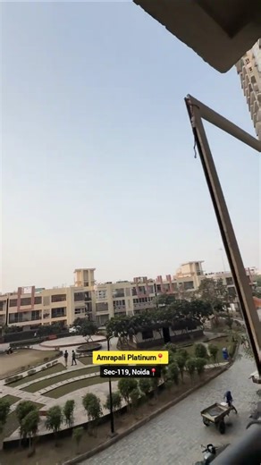 Big 3BHK Apartment With Low Rise View On Sale In Noida!!