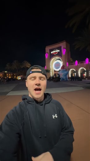 JVTV | Can you max out on MIB Alien Attack at Universal Orlando? Quick challenge to see if I can do it in 3 tries! #universalstudios... | Instagram