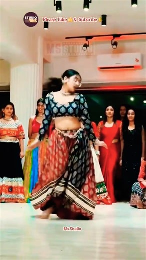 Dola Re Dola Re! ❤️ Iconic Bollywood Dance Performance | MS Studio #dance #song #shorts #viral #fyp