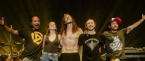 Incubus Confirm Nicole Row Is Their Current Full-Time Bassist - Theprp.com